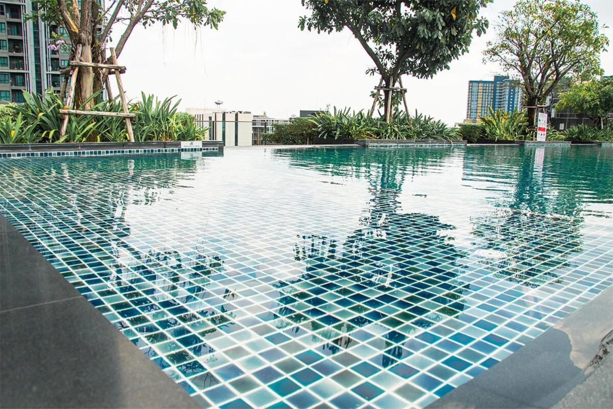 Apartment The Park At West Luxury Condo