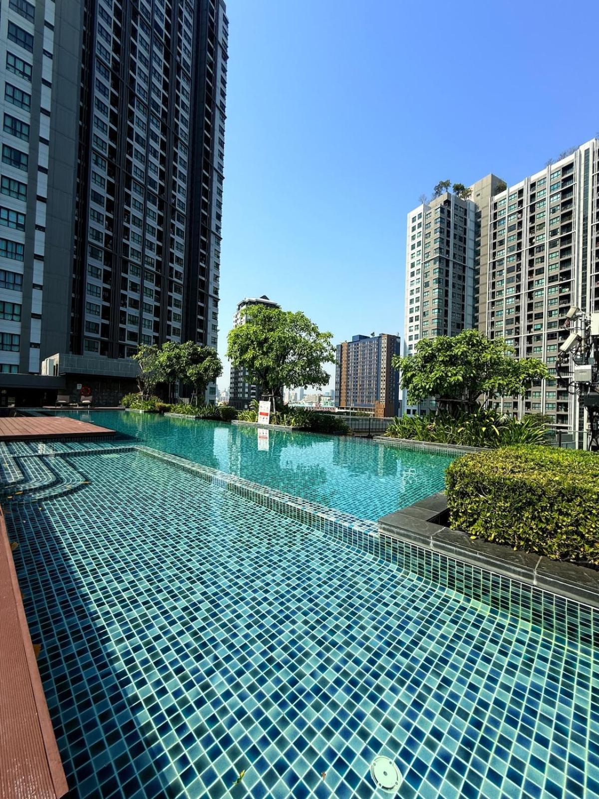 The Park At West Luxury Condo * Bangkok